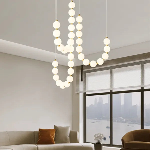 Chandelier Designer ÉclatLuxe Moderne avec Suspension Personnalisable et Éclairage LED pour Intérieurs Contemporains