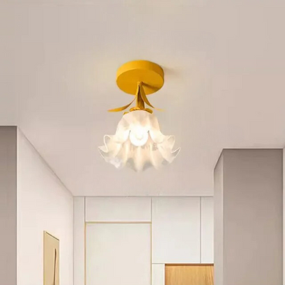 Fleur - Lampe de plafond chaleureuse pour un intérieur accueillant