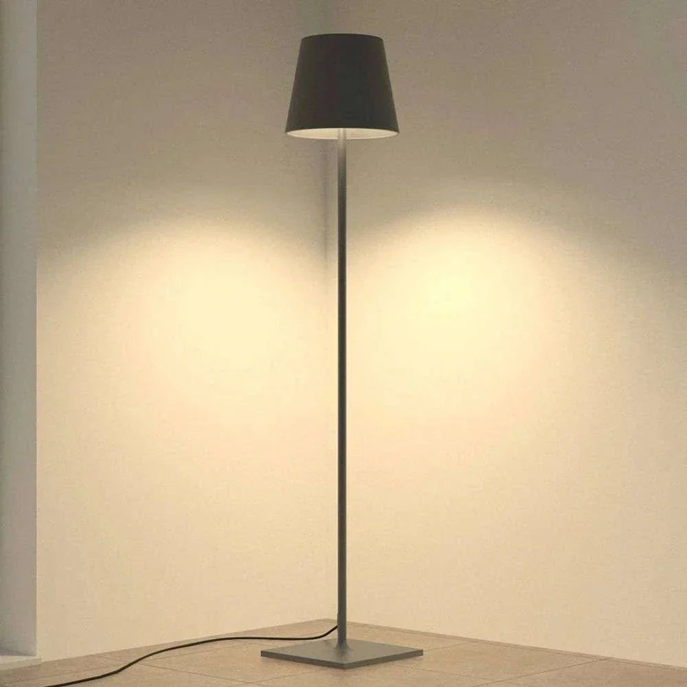 Lampadaire ChicLumière Rechargeable - Fusion de Design Élégant et Modernité