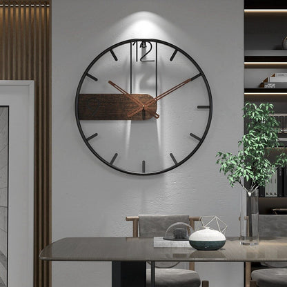 Horloge murale en acier et noyer pour un intérieur moderne et chaleureux