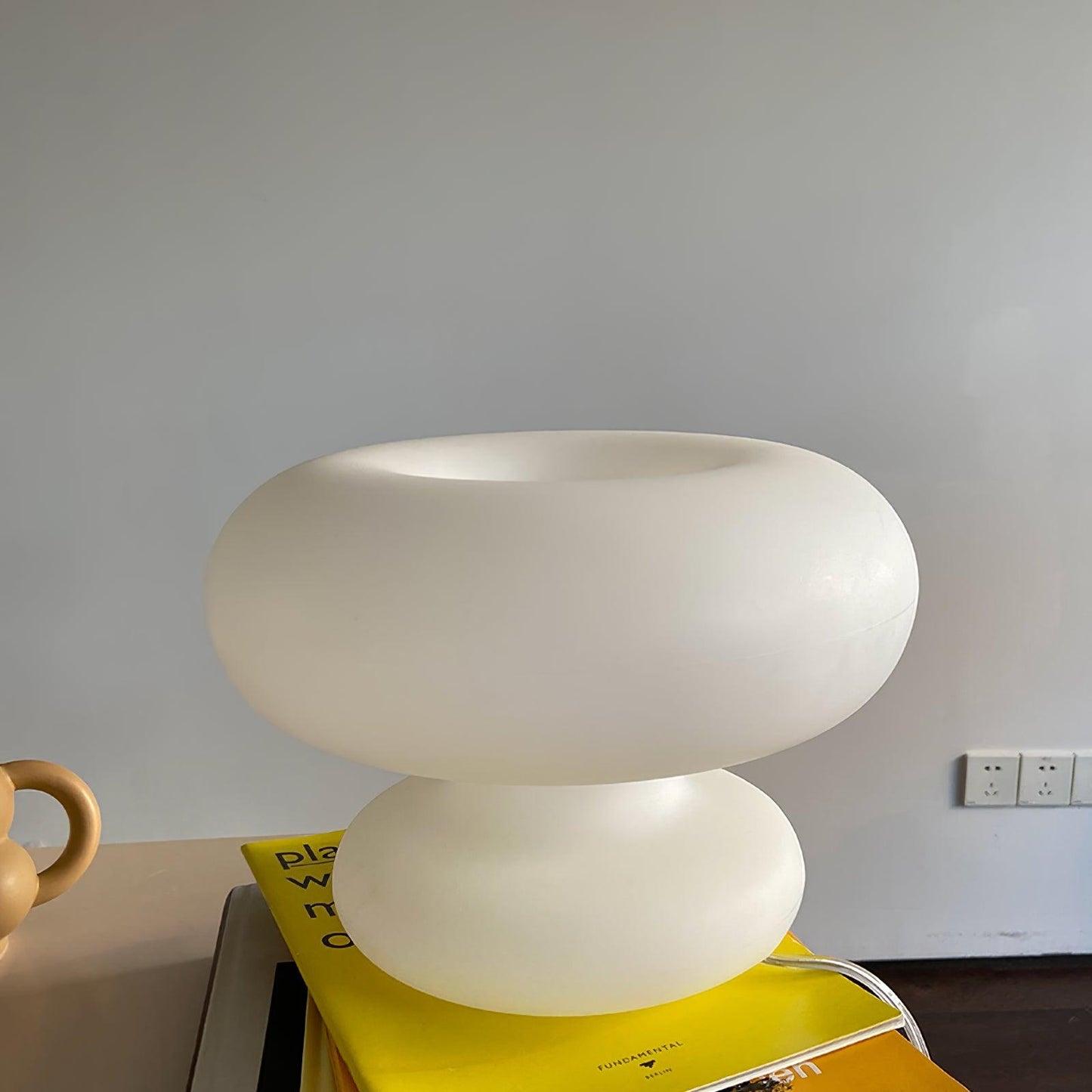 Lampe de Table Donut - Éclairage Élégant avec Lumière Douce pour Intérieurs Modernes