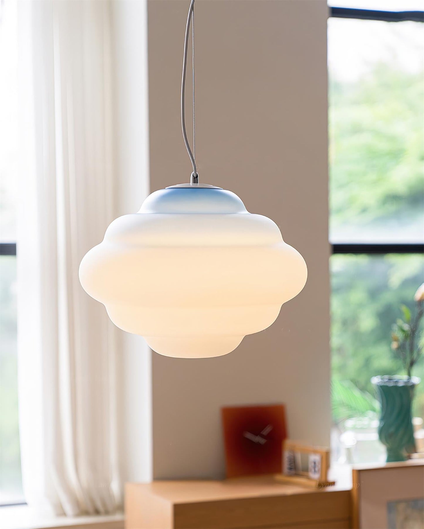 Sophie - Lampe nuage suspendue avec dégradé de couleurs pour une ambiance relaxante