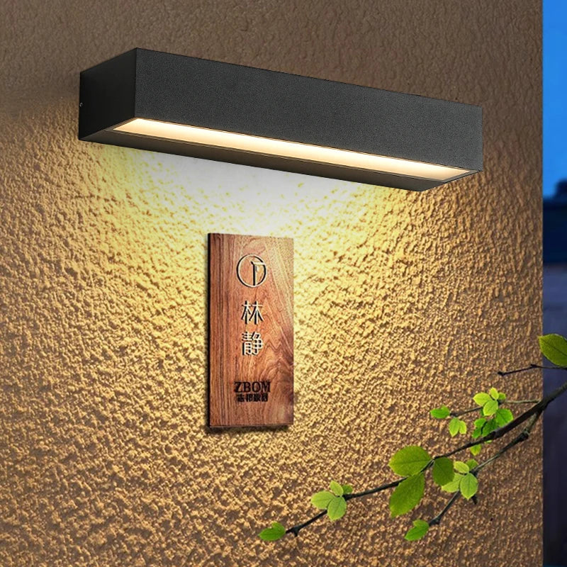 Sophie - Applique murale LED moderne et étanche pour extérieur