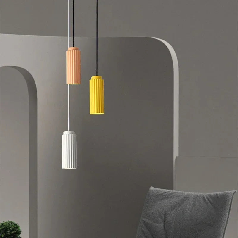 AuroraGlint - Suspension LED au design scandinave