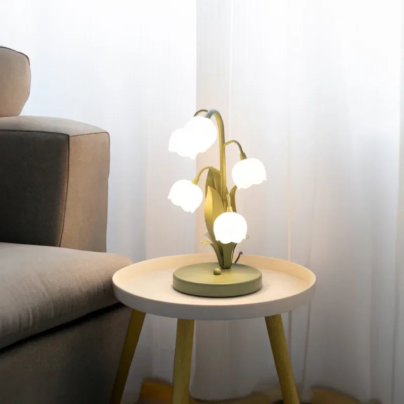 Sandyha - Lampe de table atmosphérique florale nordique en LED pour chambre et lecture nocturne