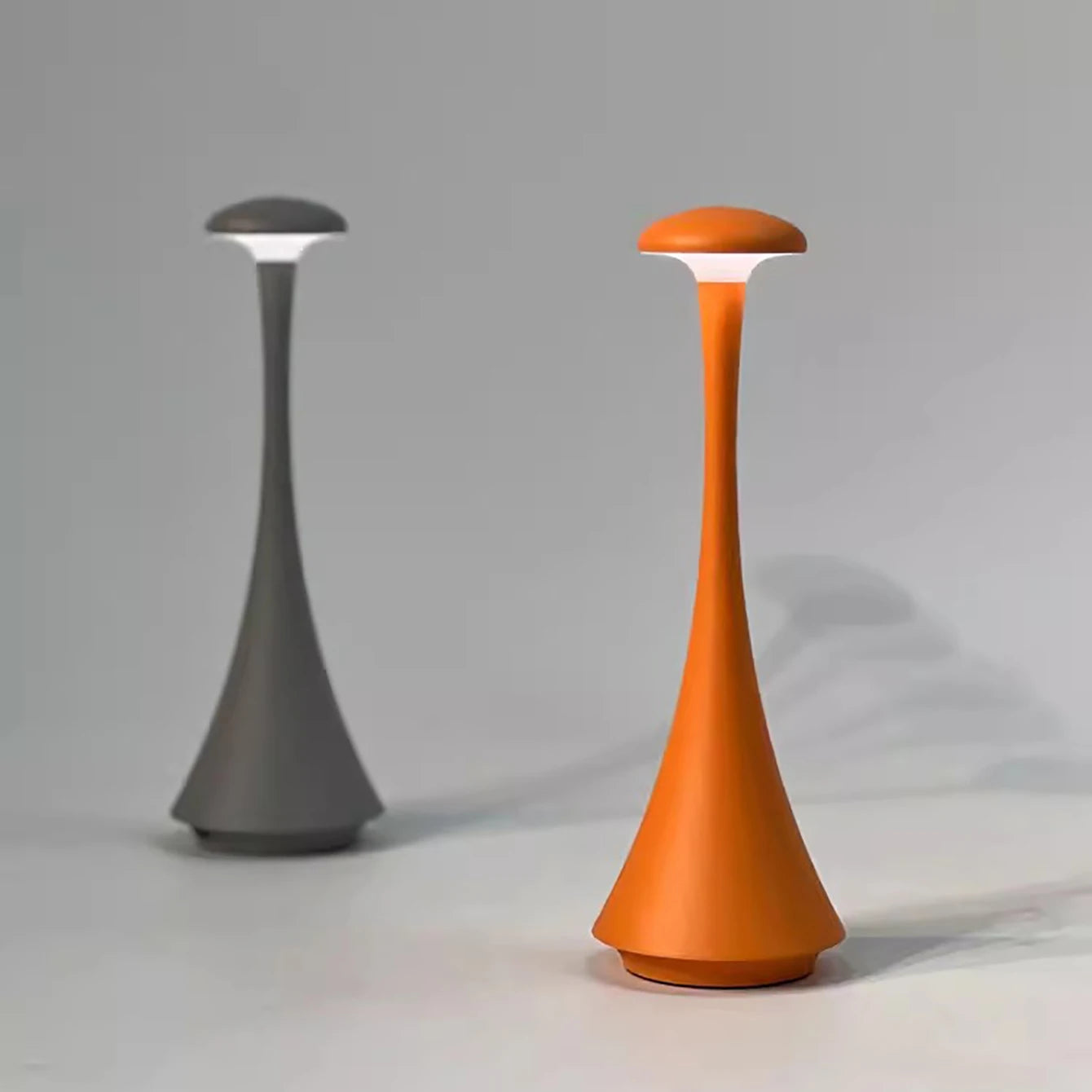 Mushroom - Lampe de table tactile à trois couleurs avec gradation et charge USB