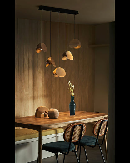 Sophie - Luminaire suspendu artistique en bois naturel pour une ambiance chaleureuse