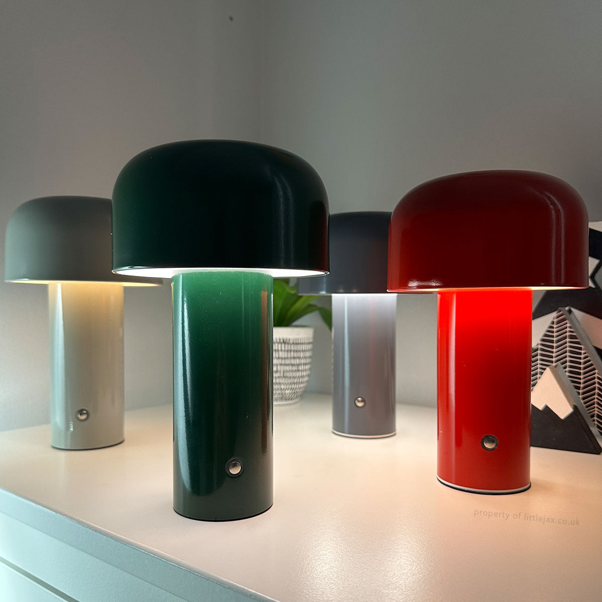 Sophie - Lampe champignon moderne et sans fil au design épuré