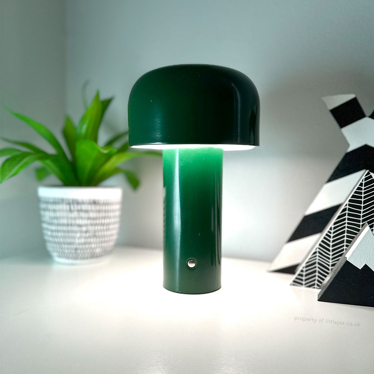 Sophie - Lampe champignon moderne et sans fil au design épuré