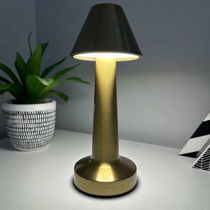 Clara - Lampe de table moderne sans fil avec design oblique et ambiance chaleureuse