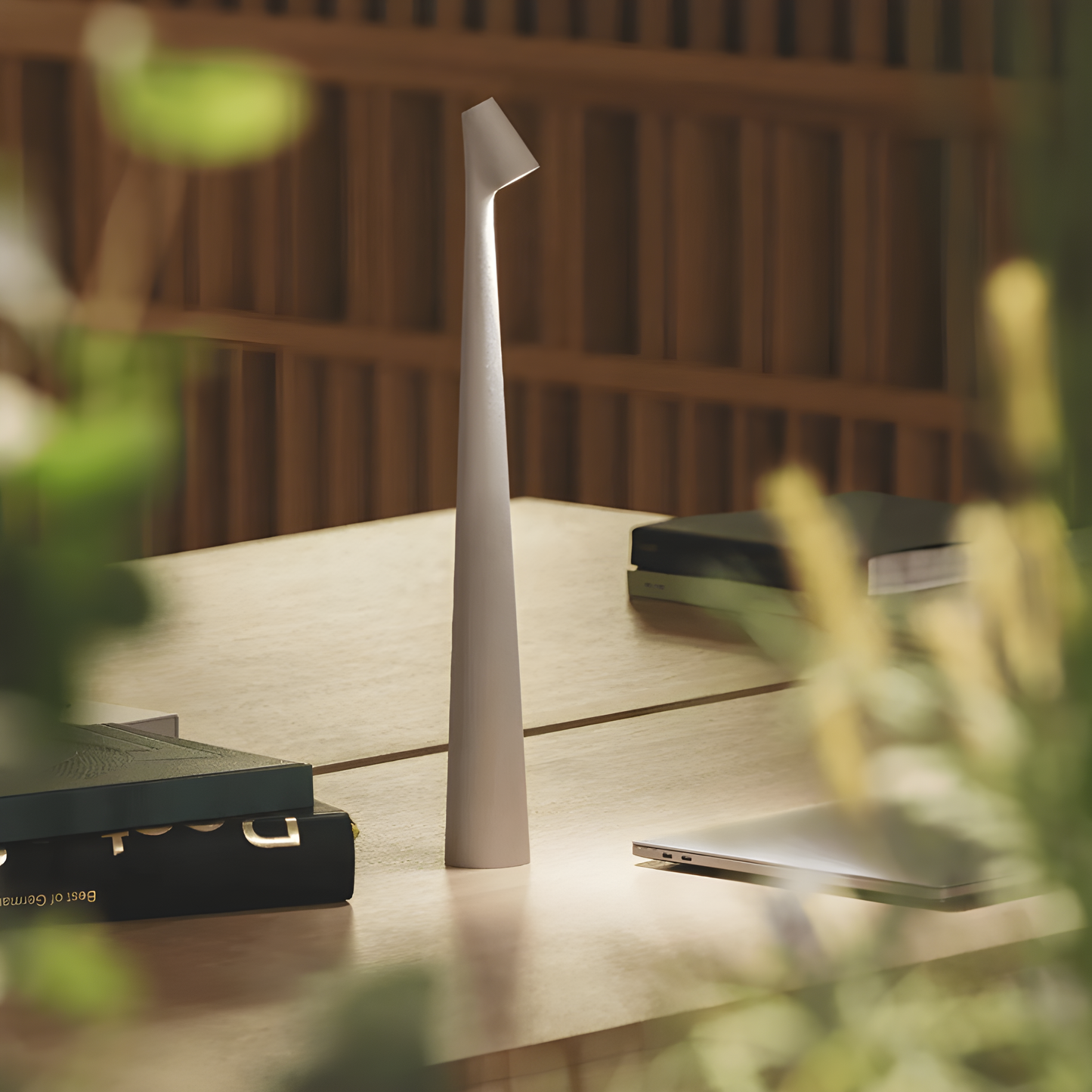 Lampe de Table LuminoFlex - Élégante LED Sans Fil à Contrôle Tactile